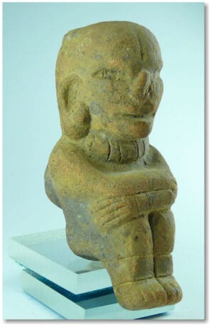 Précolombien - Statuette en terre cuite - IIIème-VIème siècle ap. J.-c.