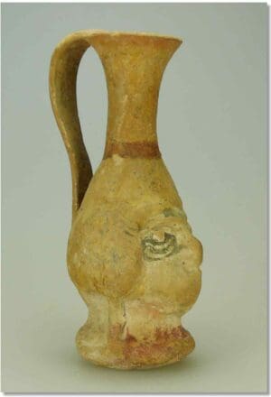 Romain - Vase en terre cuite - IIIème-IVème siècle ap. J.-C.