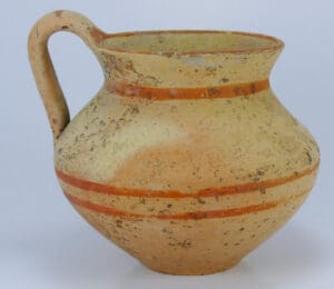 Grande Grèce - Italie - Cruche en terre cuite - 400 / 300 av. J.-C.