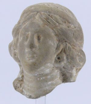 Proche Orient - Tête de femme en terre cuite - 2ème-3ème mill.