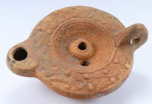 Romain - Lampe à huile en terre cuite - Ombilic et feuilles - 200-500 ap. J.-C.