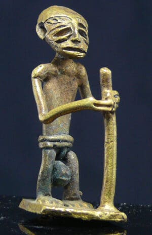 Afrique - Côte d'Ivoire et Ghana, Akan - Poids en bronze servant à peser l'or - 1ère moitié du XXe siècle Afrique - Côte d'Ivoire et Ghana, Akan - Poids en bronze servant à peser l'or - 1ère moitié du XXe siècle