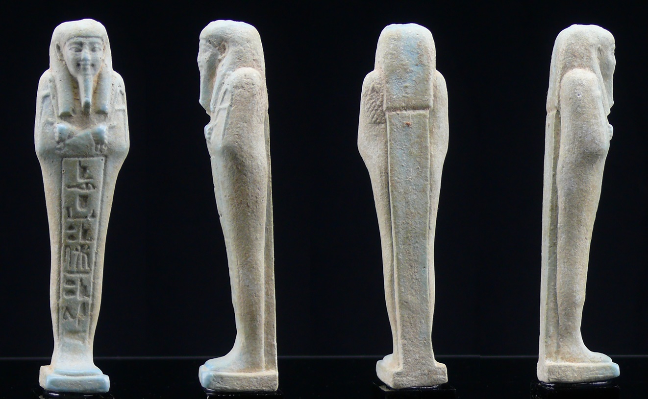 Egypte - Basse époque, 26-30ème dynastie - Oushebti attribué à « Pa-di-Iset, fils de Iset-en-Iret » en fritte émaillée - 664 / 343 av. J.-C. Egypte - Basse époque, 26-30ème dynastie - Oushebti attribué à « Pa-di-Iset, fils de Iset-en-Iret » en fritte émaillée - 664 / 343 av. J.-C.