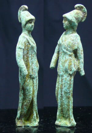 Romain - Statuette d'Athéna en bronze - 100 / 200 ap. J.-C. Romain - Statuette d'Athéna en bronze - 100 / 200 ap. J.-C.