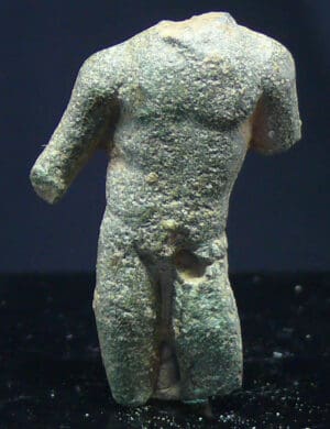 Romain - Buste d'Apollon en bronze - 100 / 200 ap. J.-C. Romain - Buste d'Apollon en bronze - 100 / 200 ap. J.-C.