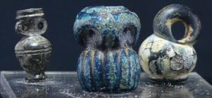 Phénicie - Ensemble de 3 perles en verre ou pâte de verre - 1000 / 500 av. J.-C.