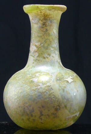 Romain - Flacon en verre irisé - 100 / 300 av. J.-C. Romain - Flacon en verre irisé - 100 / 300 av. J.-C.