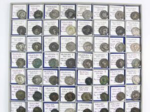 Importante collection de 416 monnaies romaines